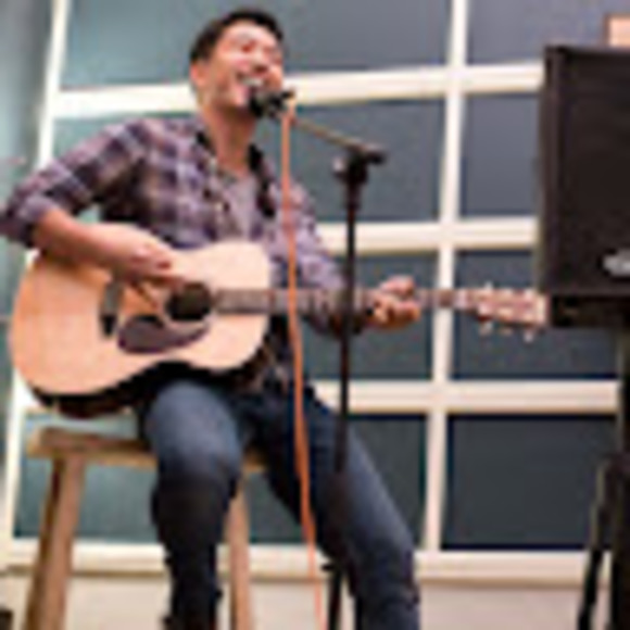 Meet your Posher, Sean - Picture 1 of 1